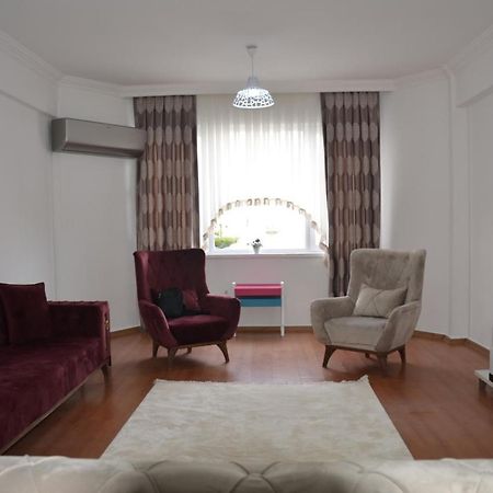 Appartement Cosy Et Tout Equipe Au Coeur D'أنطاليا المظهر الخارجي الصورة