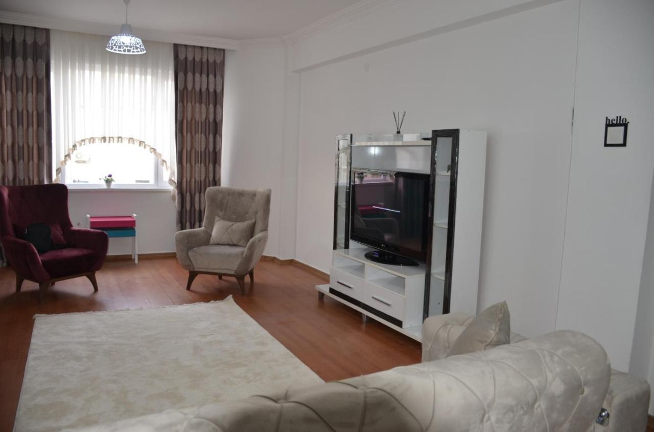 Appartement Cosy Et Tout Equipe Au Coeur D'أنطاليا المظهر الخارجي الصورة