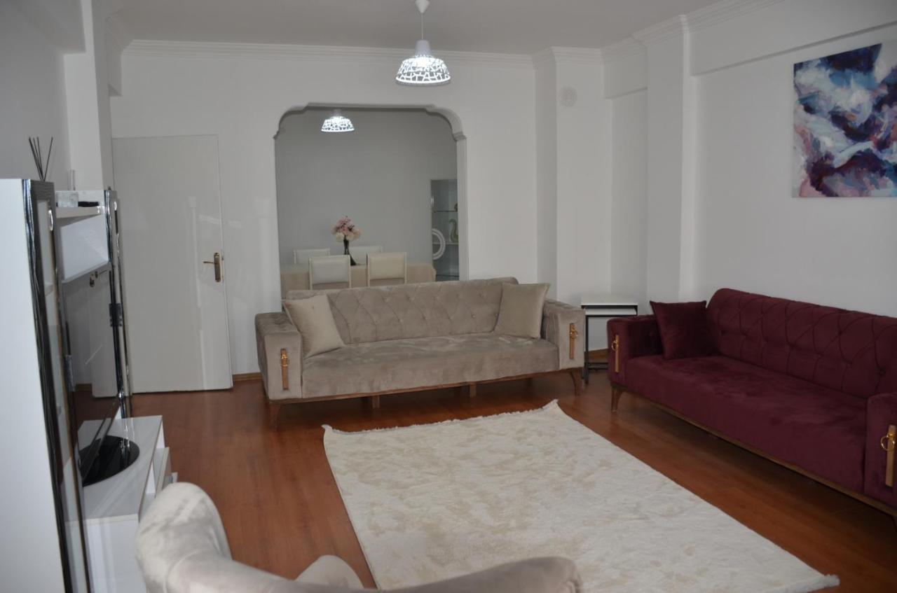 Appartement Cosy Et Tout Equipe Au Coeur D'أنطاليا المظهر الخارجي الصورة