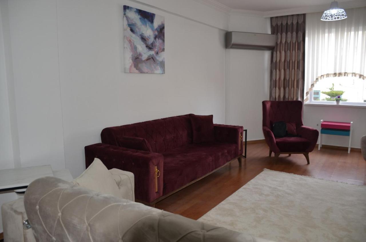 Appartement Cosy Et Tout Equipe Au Coeur D'أنطاليا المظهر الخارجي الصورة